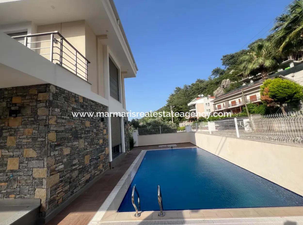 New Building With Detached Swimming Pool Close To The Sea In Icmeler Neighborhood Of Marmaris District 3 Rooms 1 Living Room 3 Bathrooms 200M2 Ultra Luxury Villa For Sale On A Plot Of 350M2