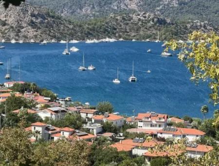 Marmaris Selimiye Mahallesinde Deniz Manzaralı 5200M2 Satılık Arsa 2 Villa Yapımına Yada Otel Yapımına Uygun Gayrimenkul